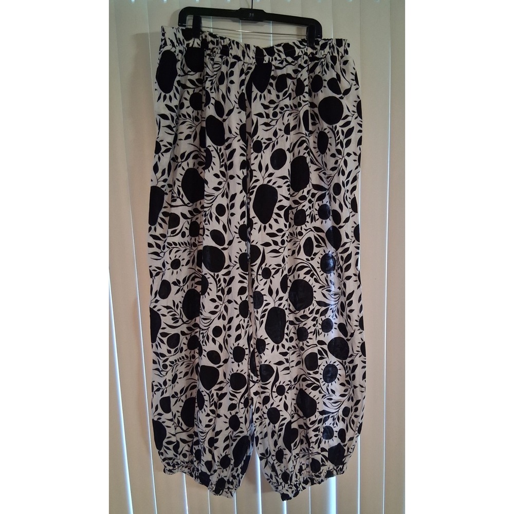 Ashley Stewart 22W Black and White Cotton Wide Leg Harem Pants Boho Cuffed Ankle